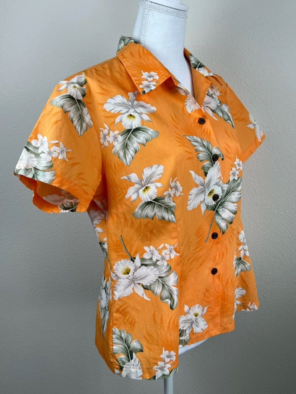 Aloha Republic Hawaiian Shirt Womens M Orange Floral Made in Hawaii Cotton Beach - Picture 3 of 7